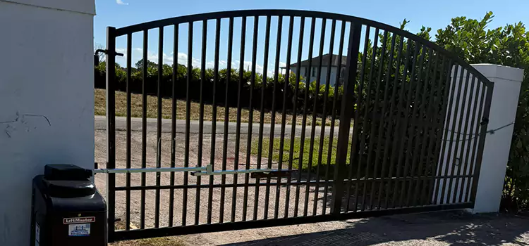 Driveway Fence Repair Galesburg